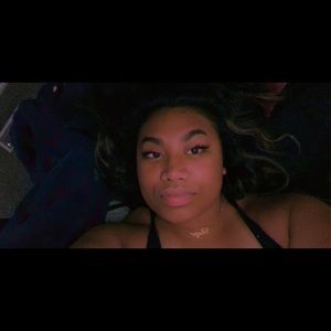 Meet your Posher, Camae